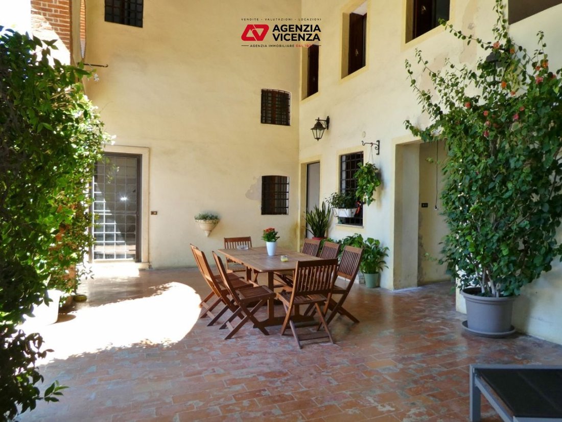 Villa in San Lazzaro - Cattane, Vicenza, Veneto 3 - 14496437