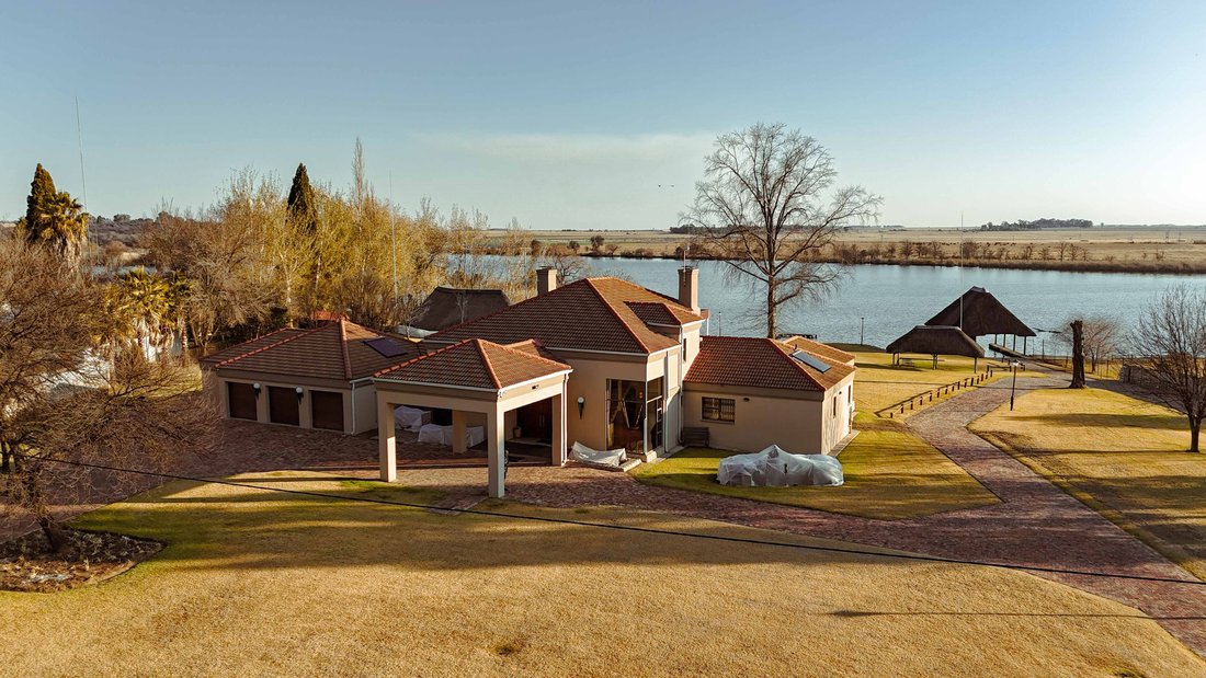 Estate in Vanderbijlpark, Free State, South Africa 5 - 16022418
