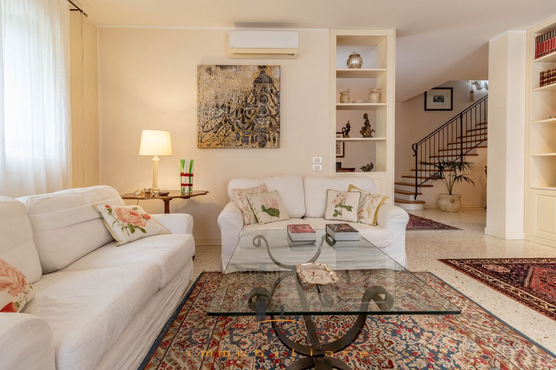 Villa a Montebelluna, Veneto, Italia 4 - 15632415