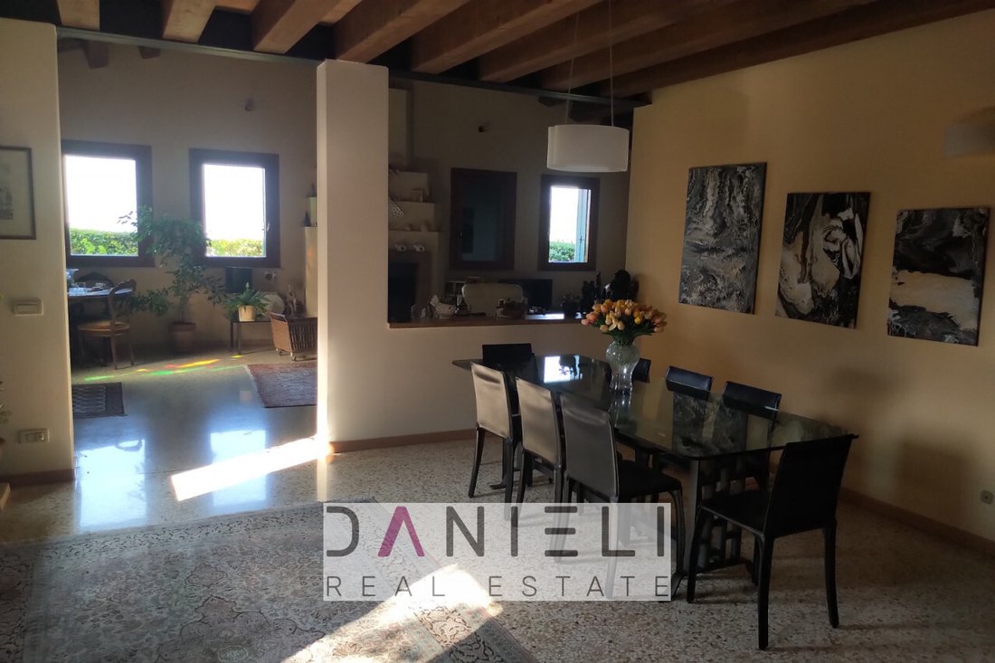 Villa in Brendola, Veneto, Italy 5 - 12489086