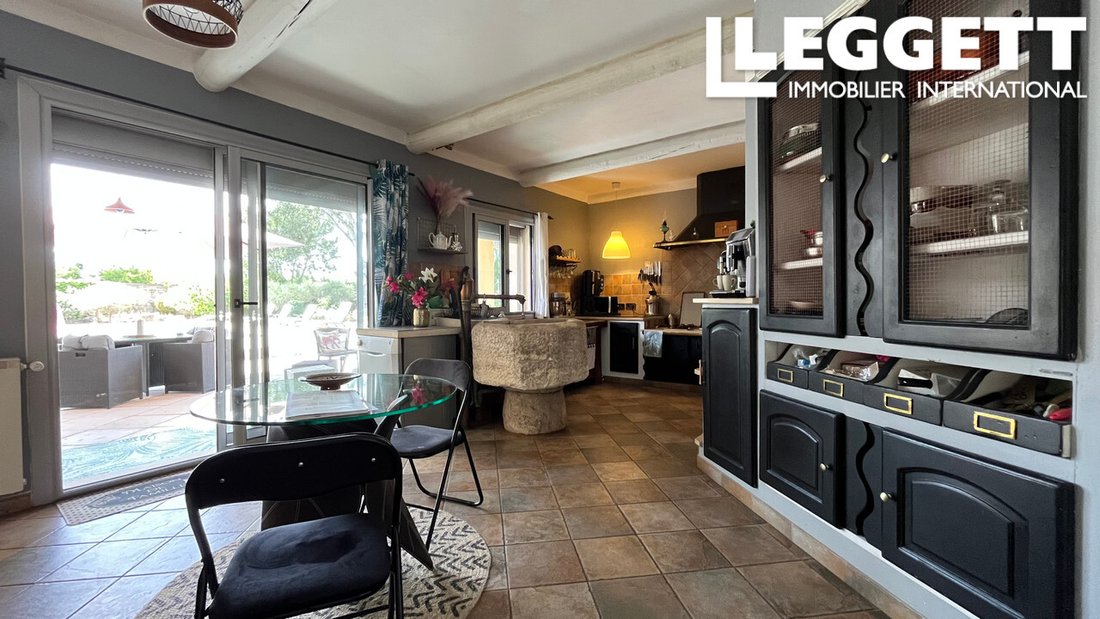 House in Cavaillon, Provence-Alpes-Côte d'Azur, France 3 - 16023074