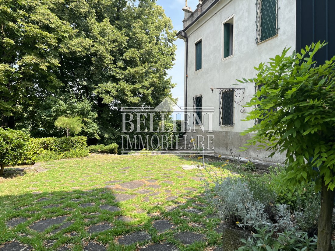 Villa in Longare, Veneto, Italy 1 - 13443617