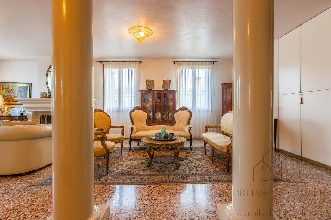 Villa in Legnaro, Veneto, Italy 3 - 15377992