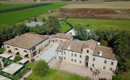 Farm Ranch in Malborghetto di Boara, Emilia-Romagna, Italy 1