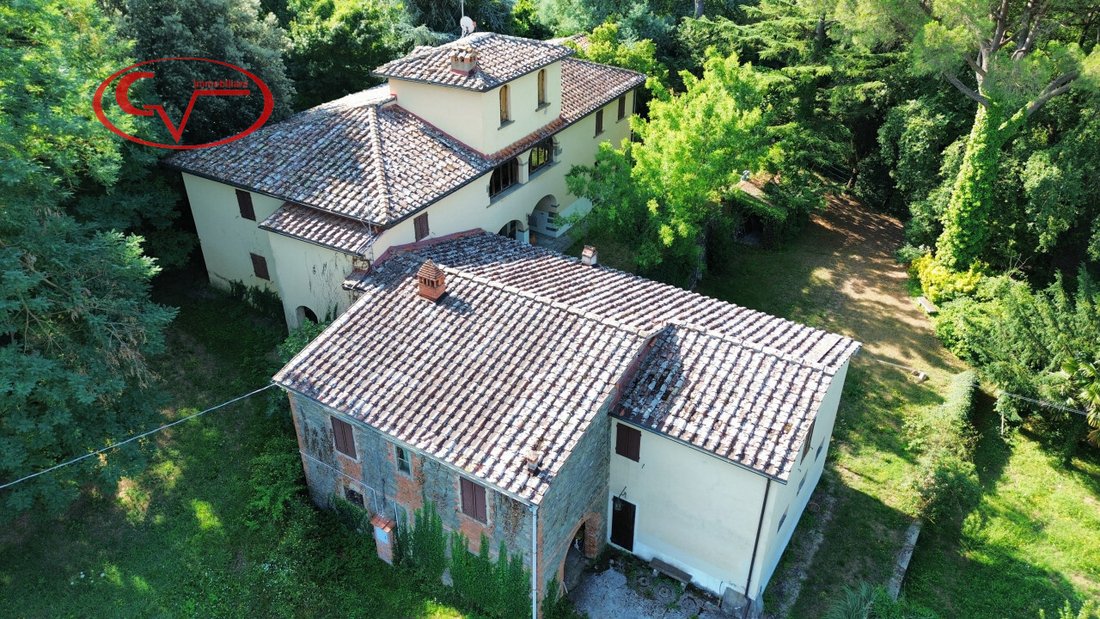 Villa in Terranuova Bracciolini, Tuscany, Italy 1 - 15952364