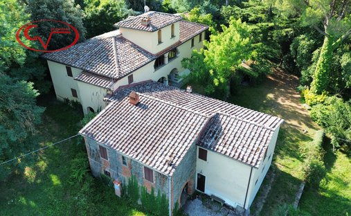 Villa in Terranuova Bracciolini, Tuscany, Italy 1