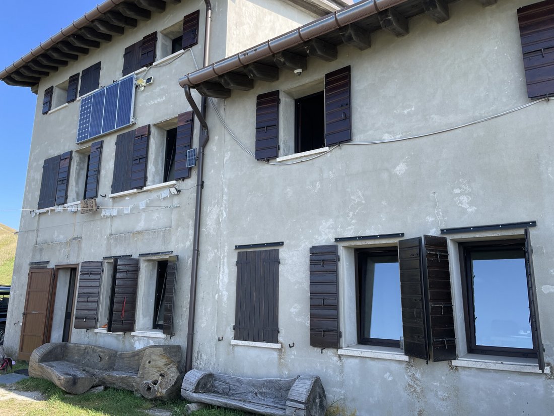 House in Crespano del Grappa, Veneto, Italy 5 - 13810962