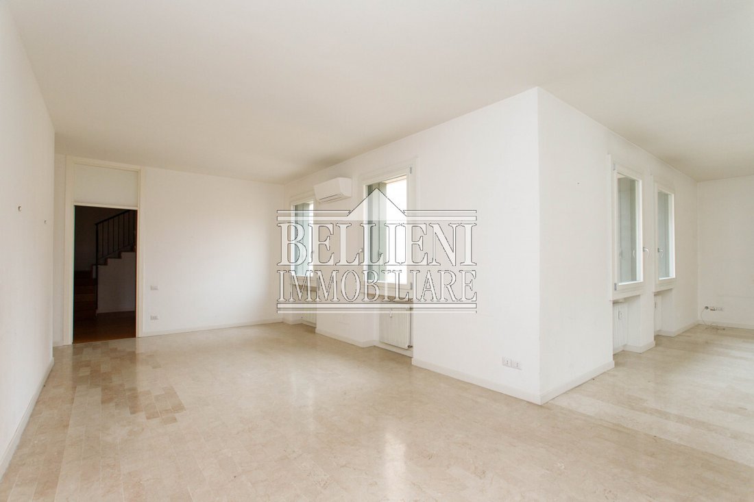 Apartment in Center, Vicenza, Veneto 3 - 12604664