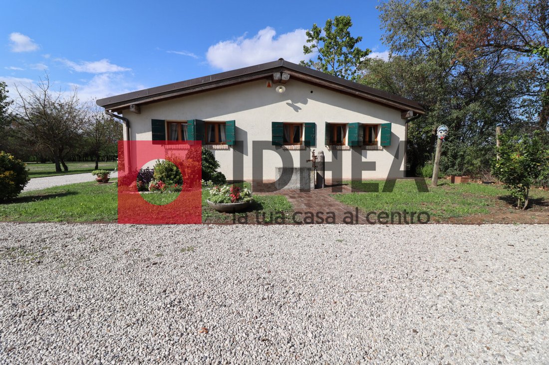 The Timeless Elegance of Visnadello: A Venetian Castle’s Whisper - 5