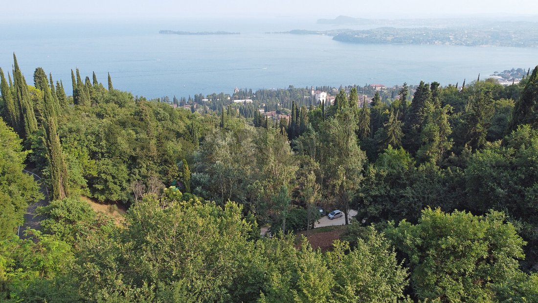 Land in Gardone Riviera, Lombardy, Italy 5 - 15896851