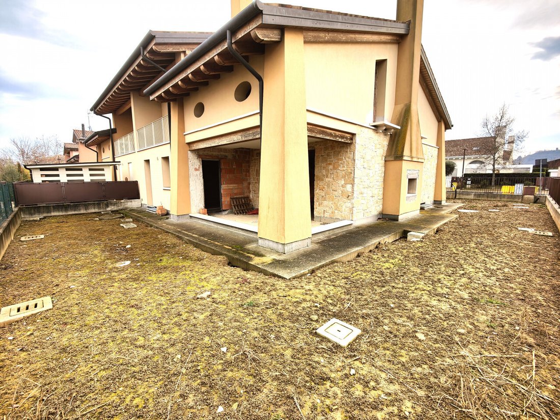 House in Abano Terme, Veneto, Italy 2 - 13817552