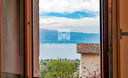 House in Gargnano, Lombardy, Italy 1