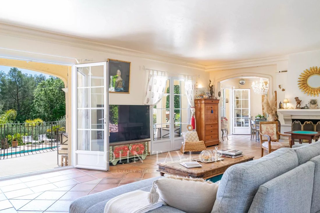 House in Le Rouret, Provence-Alpes-Côte d'Azur, France 5 - 11566454