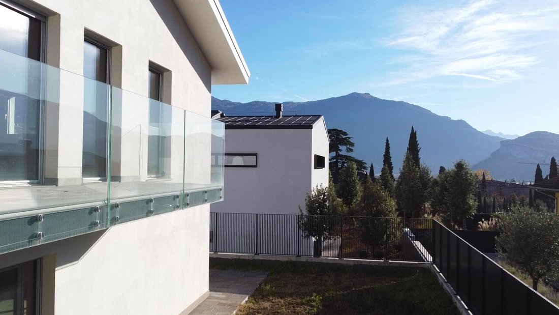 Villa in Riva del Garda, Trentino – Alto Adige/Südtirol, Italy 3 - 15089298