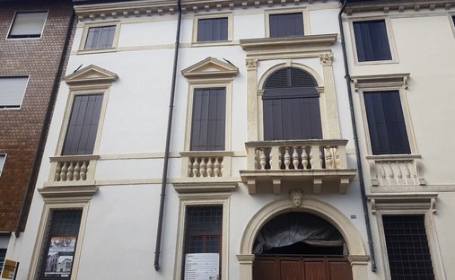 Apartment in Center, Vicenza, Veneto 1
