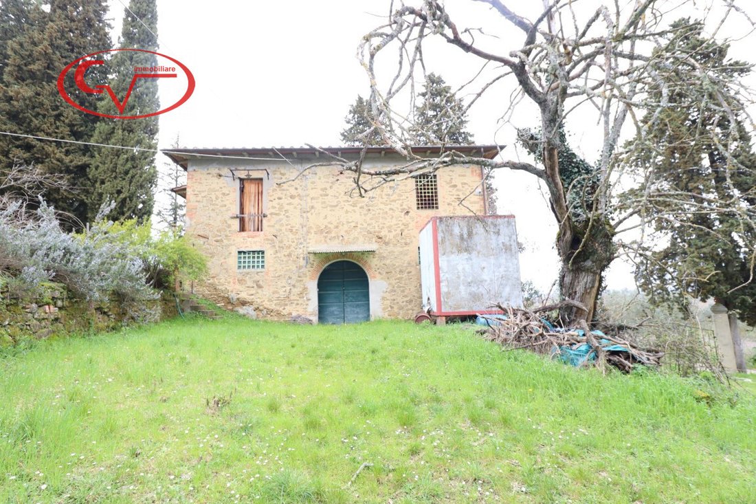 Villa in Stadium - Piazza della Repubblica, Montevarchi, Italy 5 - 15668562