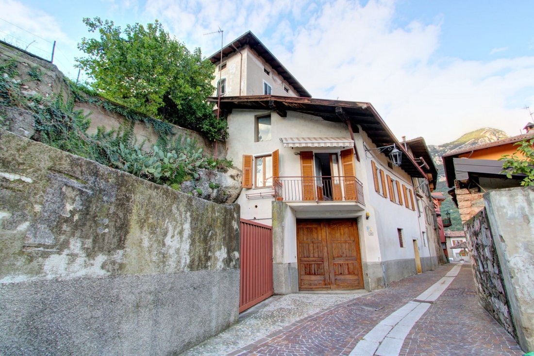 House in Torbole, Trentino – Alto Adige/Südtirol, Italy 1 - 14825857