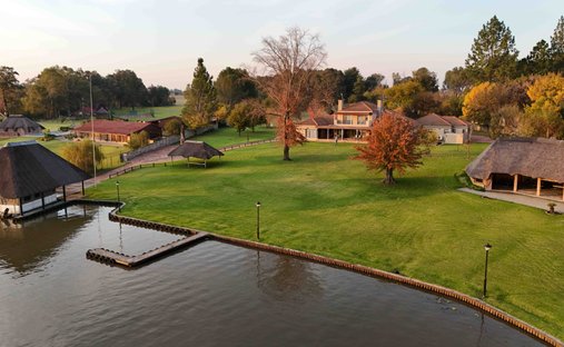 Estate in Vanderbijlpark, Free State, South Africa 1