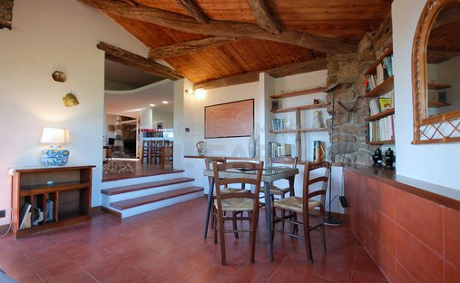 Villa a Sualeddu, Sardegna, Italia 1