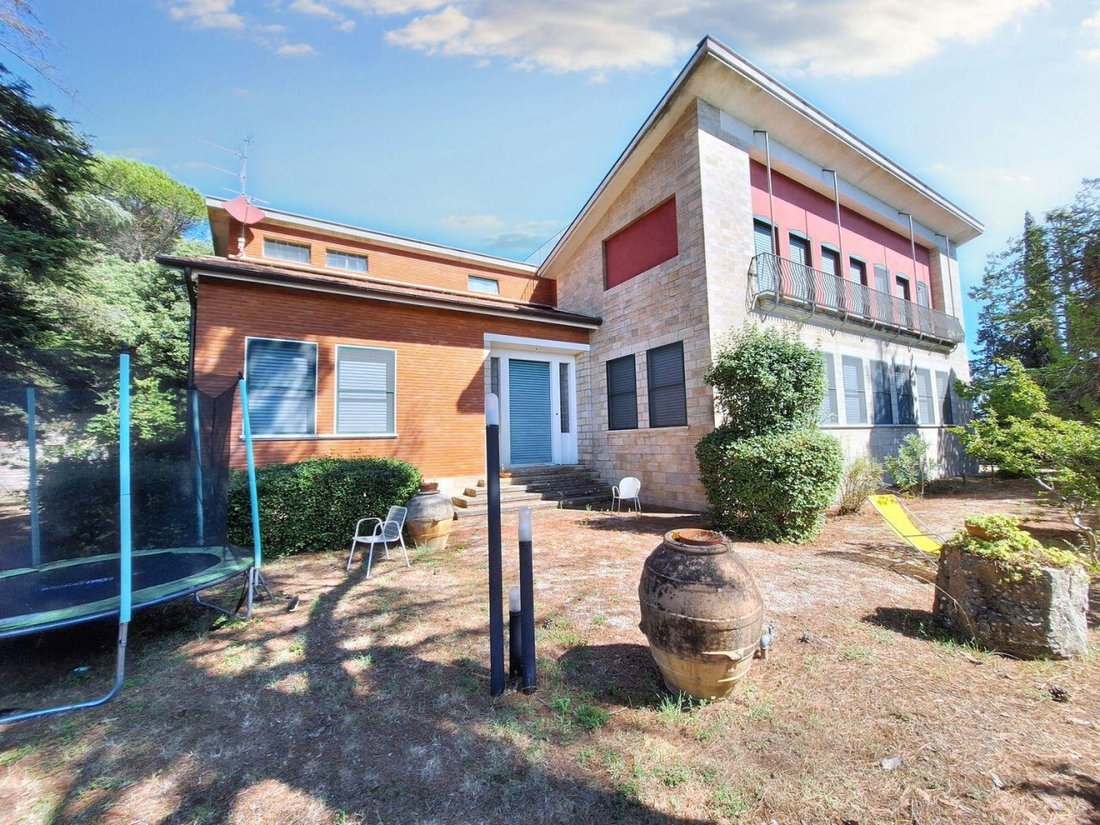 Villa in Monte Castello di Vibio, Umbria, Italy 1 - 15455150