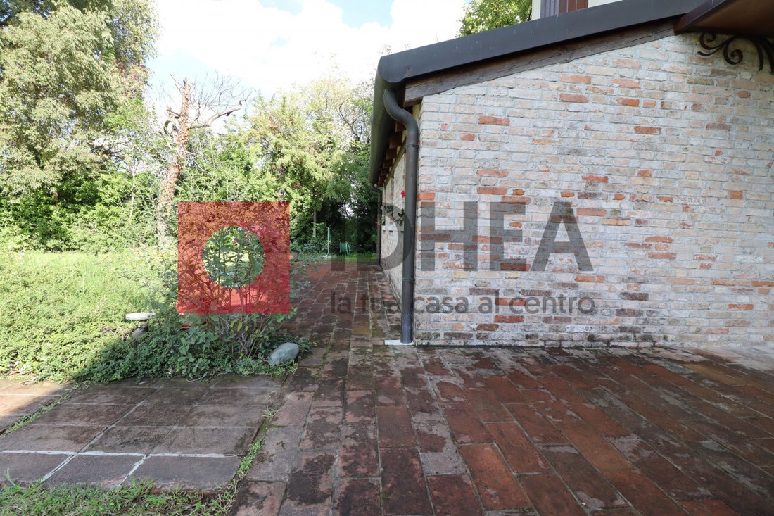 House in Spresiano, Veneto, Italy 2 - 14982324