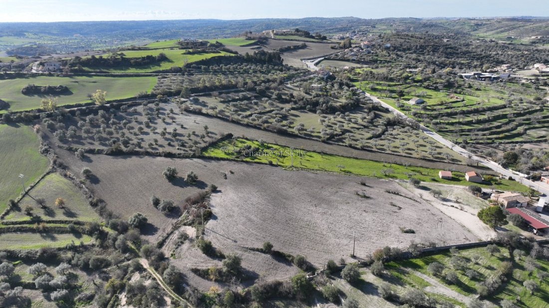 Villa in San Giacomo Mulino, Sicily, Italy 3 - 14990142