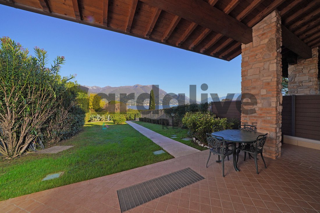 Villa in San Felice del Benaco, Lombardy, Italy 3 - 14762694