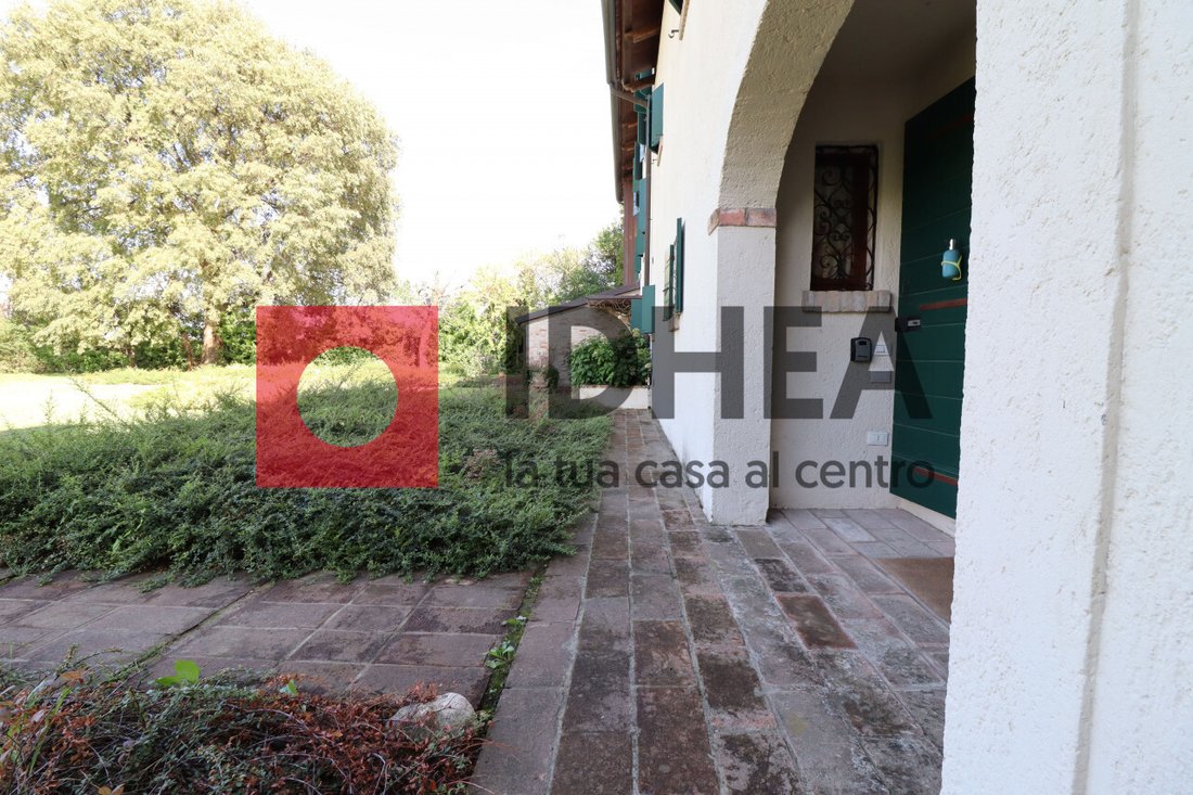 Estate in Spresiano, Veneto, Italy 3 - 13724763
