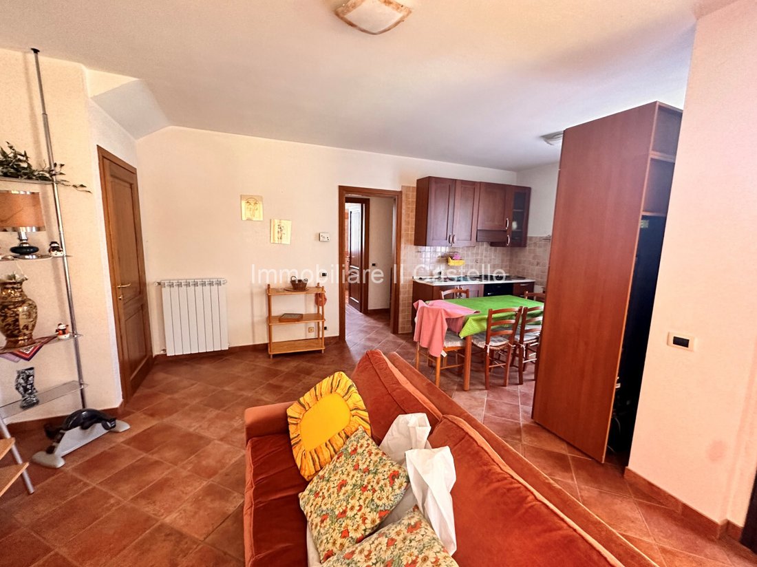 House in Castiglione del Lago, Umbria, Italy 5 - 13419474