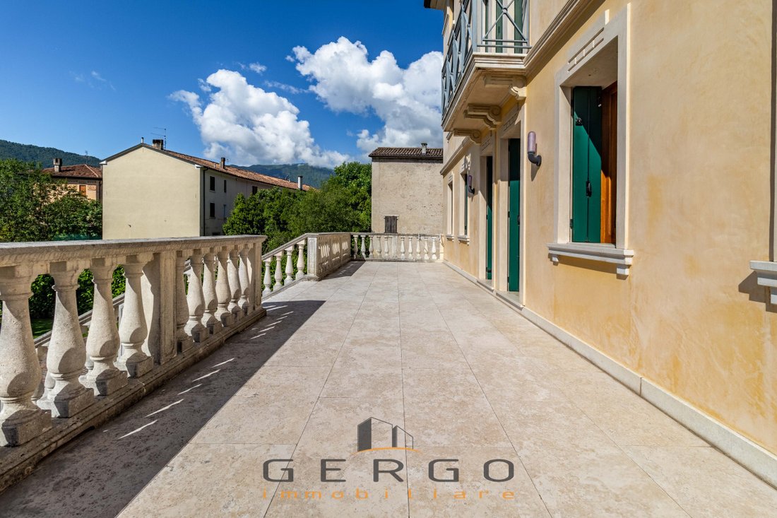 Villa in Quero, Veneto, Italy 1 - 15668629