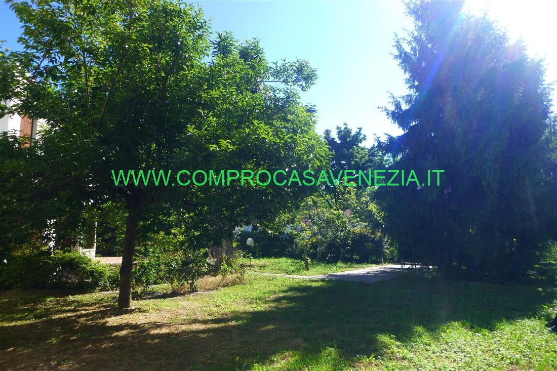Villa in Terraglio-La Favorita, Venice, Veneto 3 - 13451885