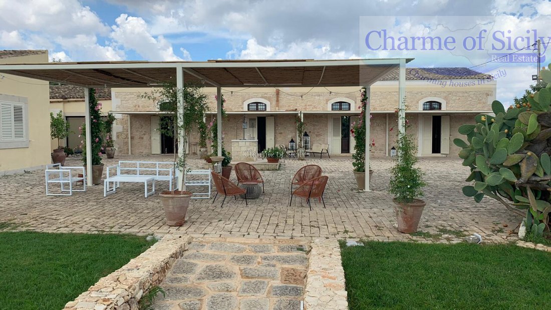 Villa in Noto, Sicily, Italy 3 - 12119417