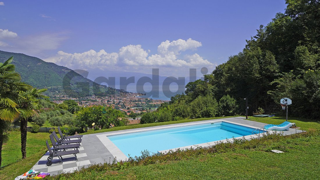 Villa à Salò, Lombardie, Italie 1 - 15985552