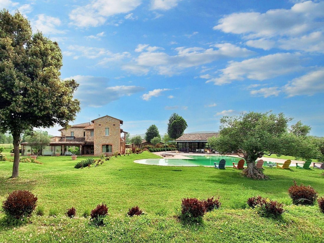 Villa in Fontignano, Perugia, Umbria 1 - 15460073