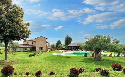 Villa in Fontignano, Perugia, Umbria 1