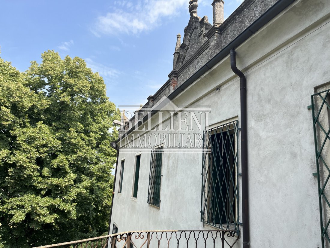 Villa in Longare, Veneto, Italy 3 - 13443617