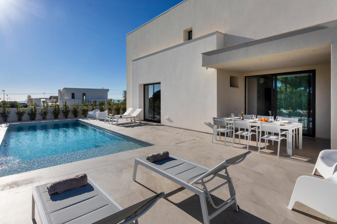 Villa in Pozzallo, Sicily, Italy 1 - 14713614