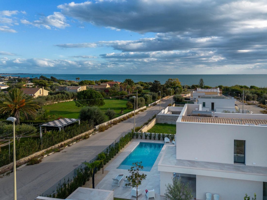 Villa in Pozzallo, Sicily, Italy 3 - 14713614