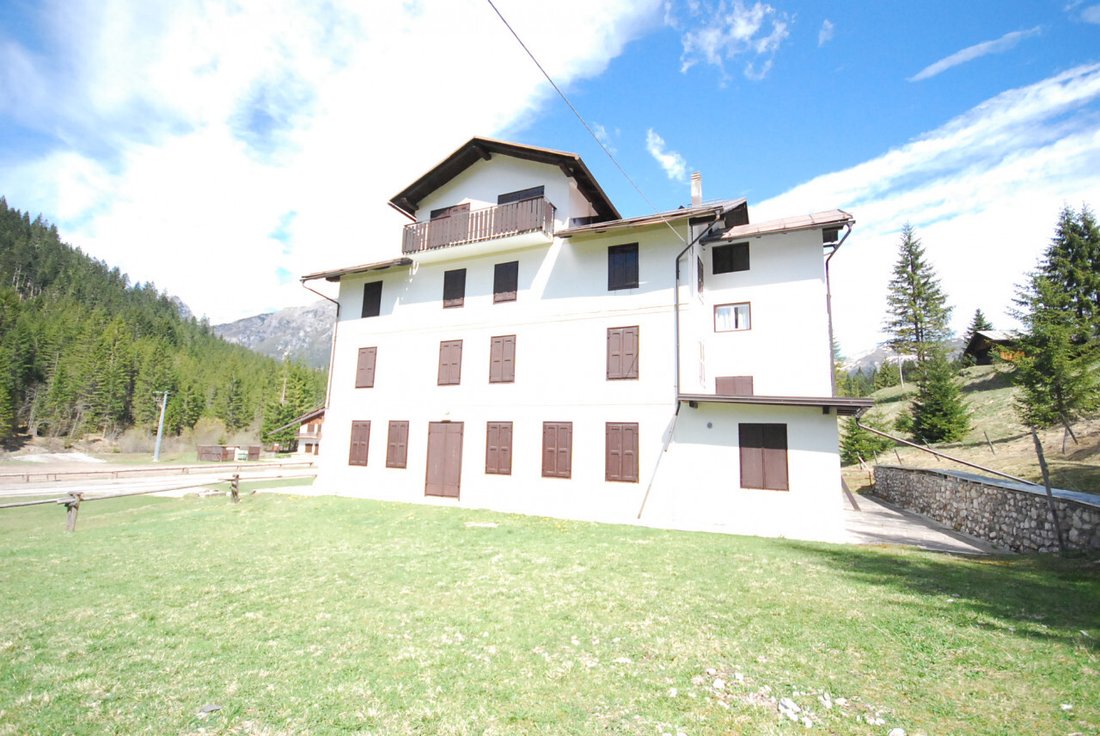 House in Santo Stefano di Cadore, Veneto, Italy 3 - 13656410