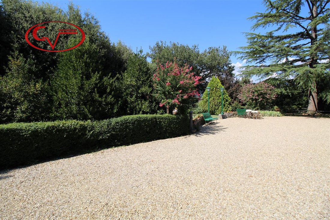Villa in Bucine, Tuscany, Italy 4 - 13656401
