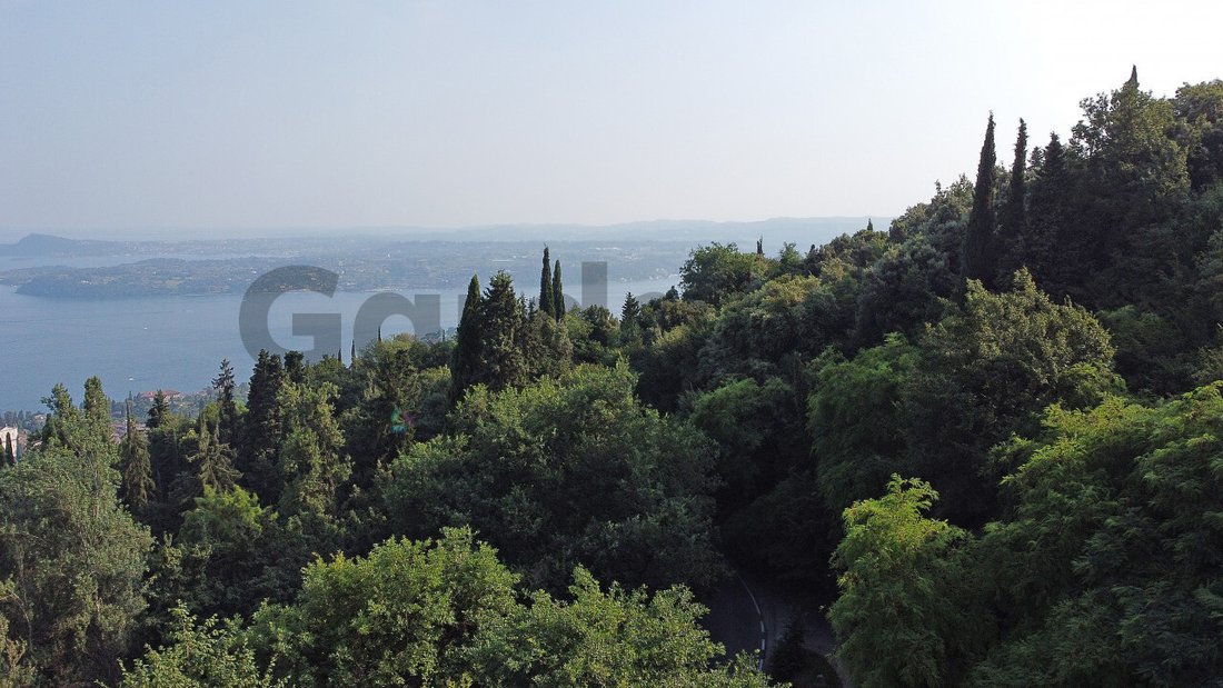 Land in Gardone Riviera, Lombardy, Italy 4 - 15896851