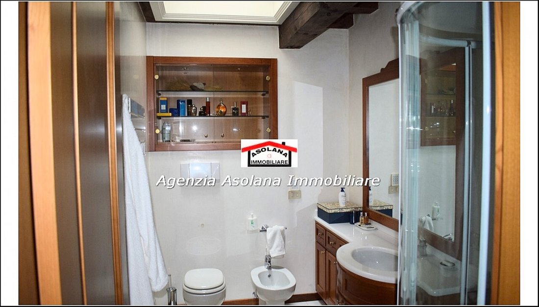 Villa in Asolo, Veneto, Italy 3 - 13736894