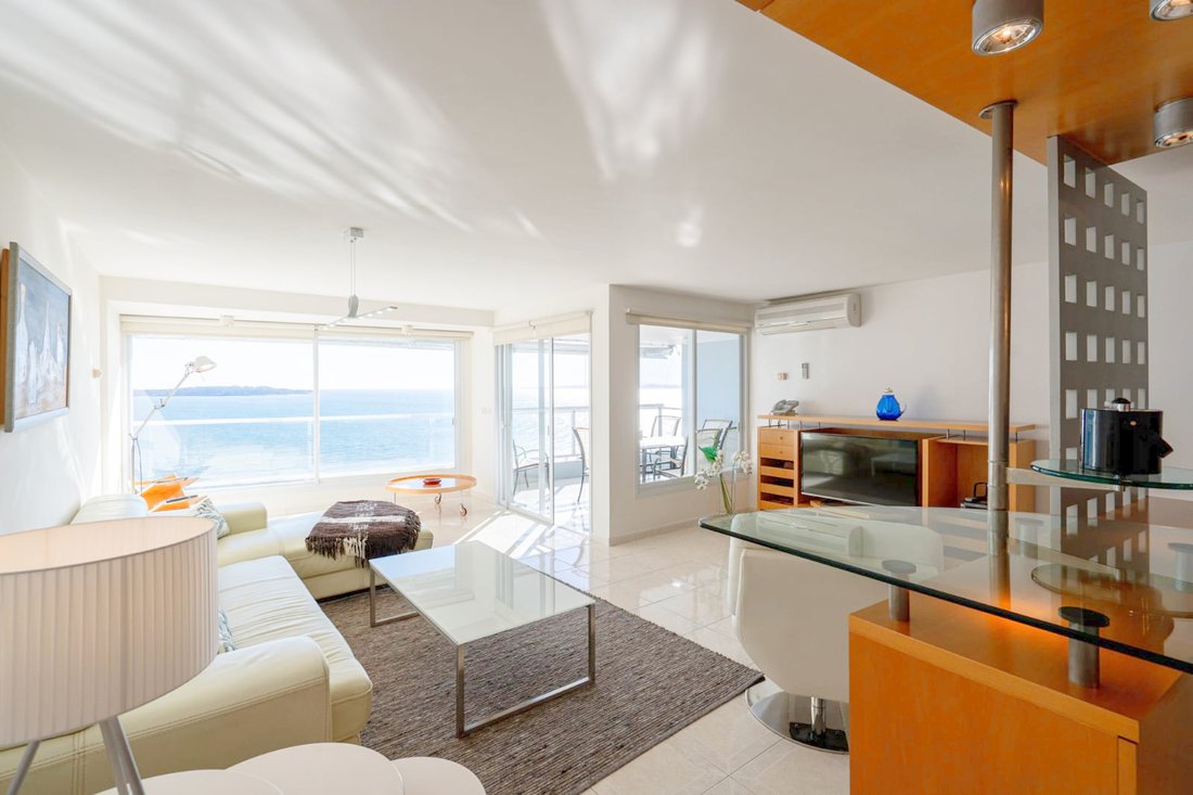 Apartment in Punta del Este, Maldonado Department, Uruguay 1 - 16021664