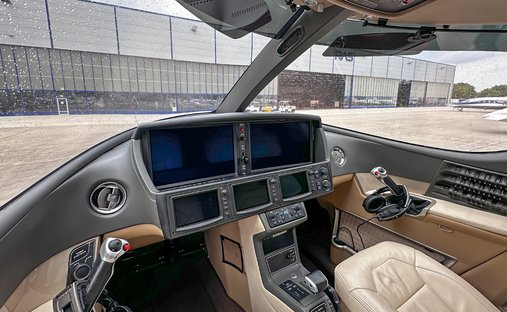 Cirrus 8