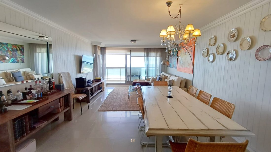 Apartment in Punta del Este, Maldonado Department, Uruguay 4 - 16022633