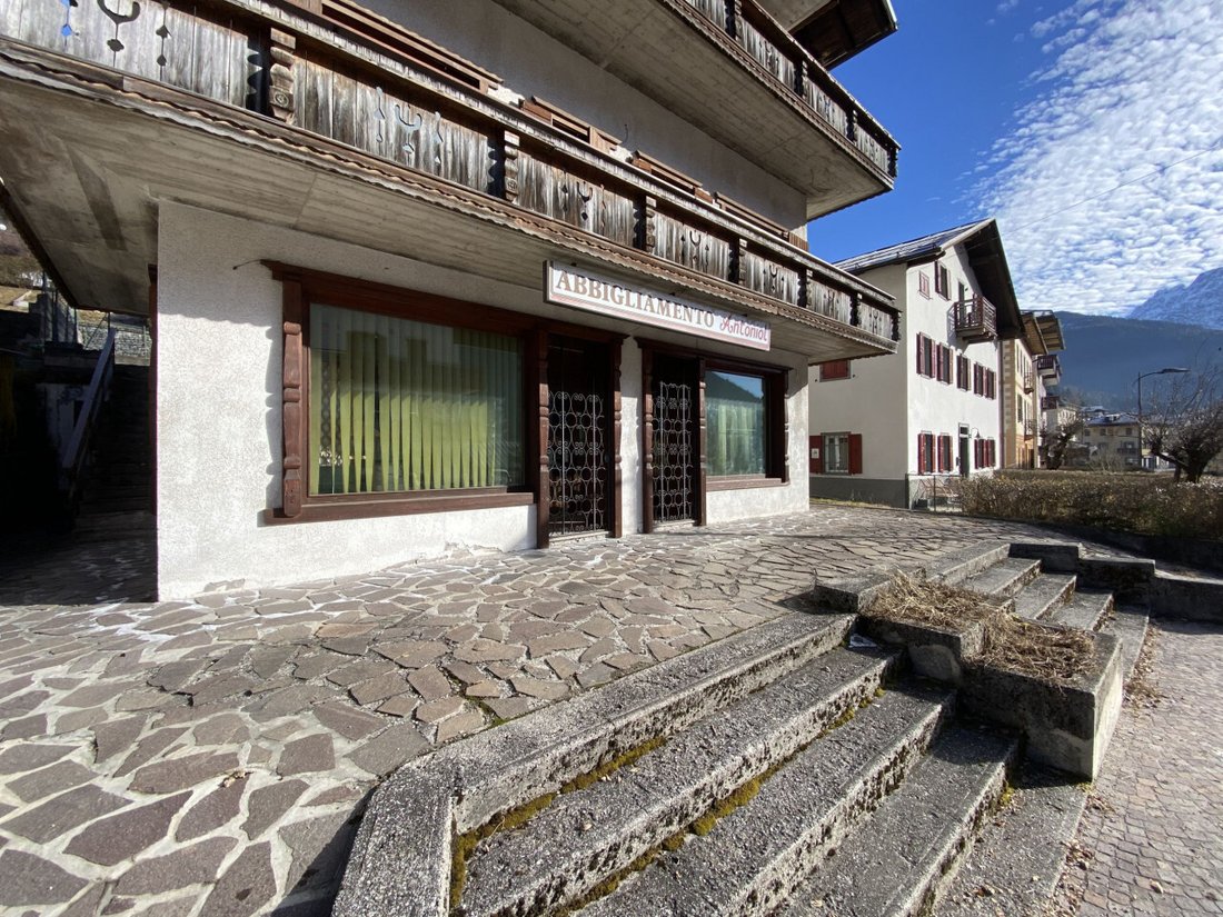 Belluno’s Unwritten Legacy: A Dolomite Palace Awaits Its Renaissance