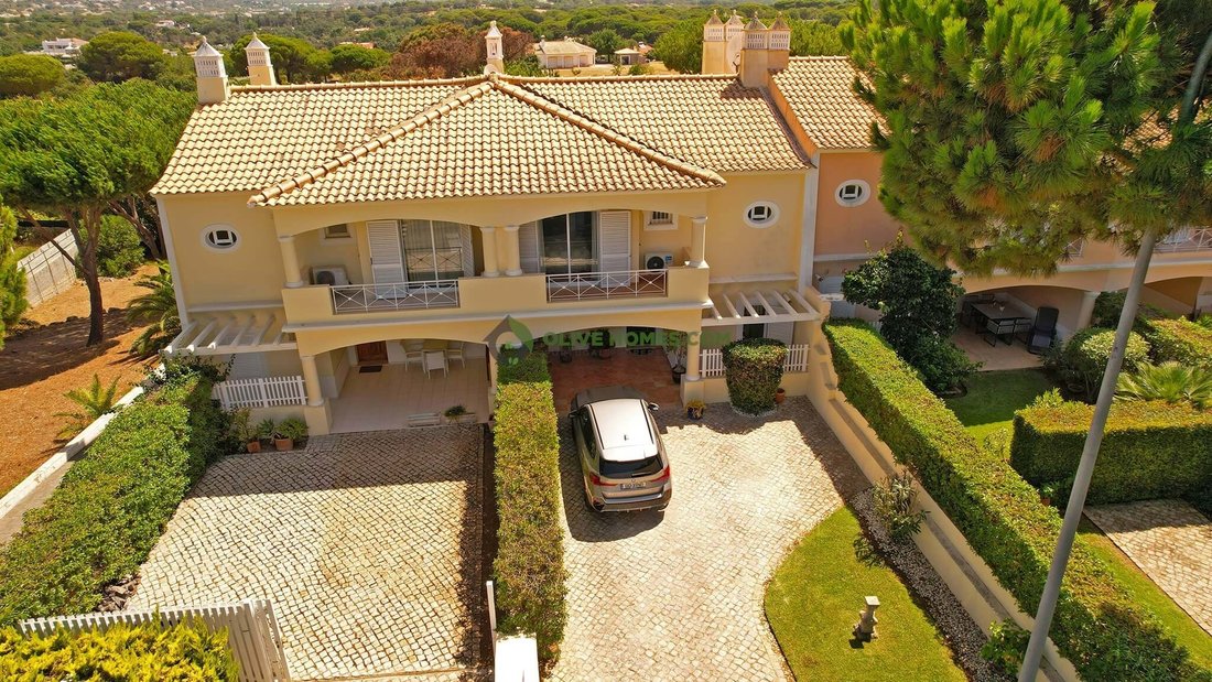 Townhouse in Vilamoura, Quarteira, Algarve 1 - 16026233