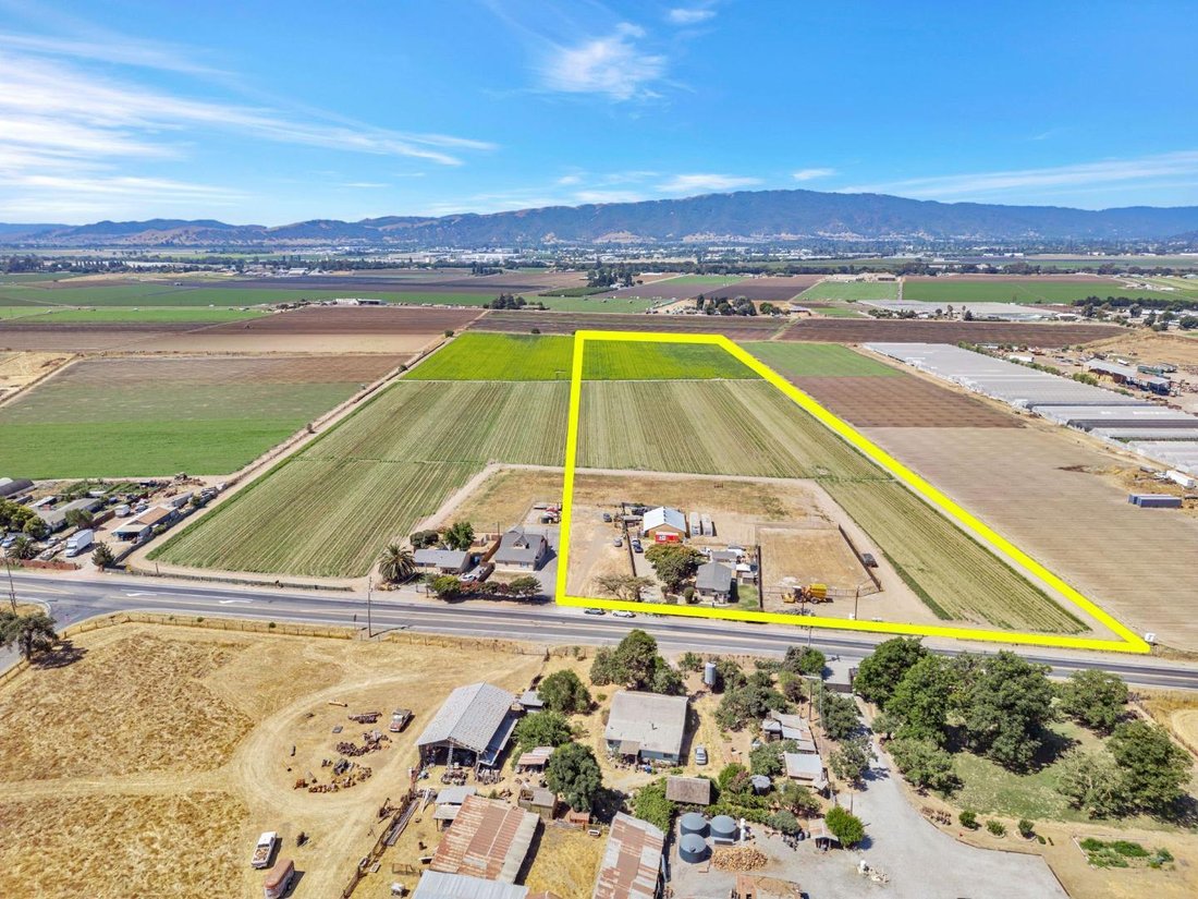 House in Gilroy, California, United States 2 - 16026282