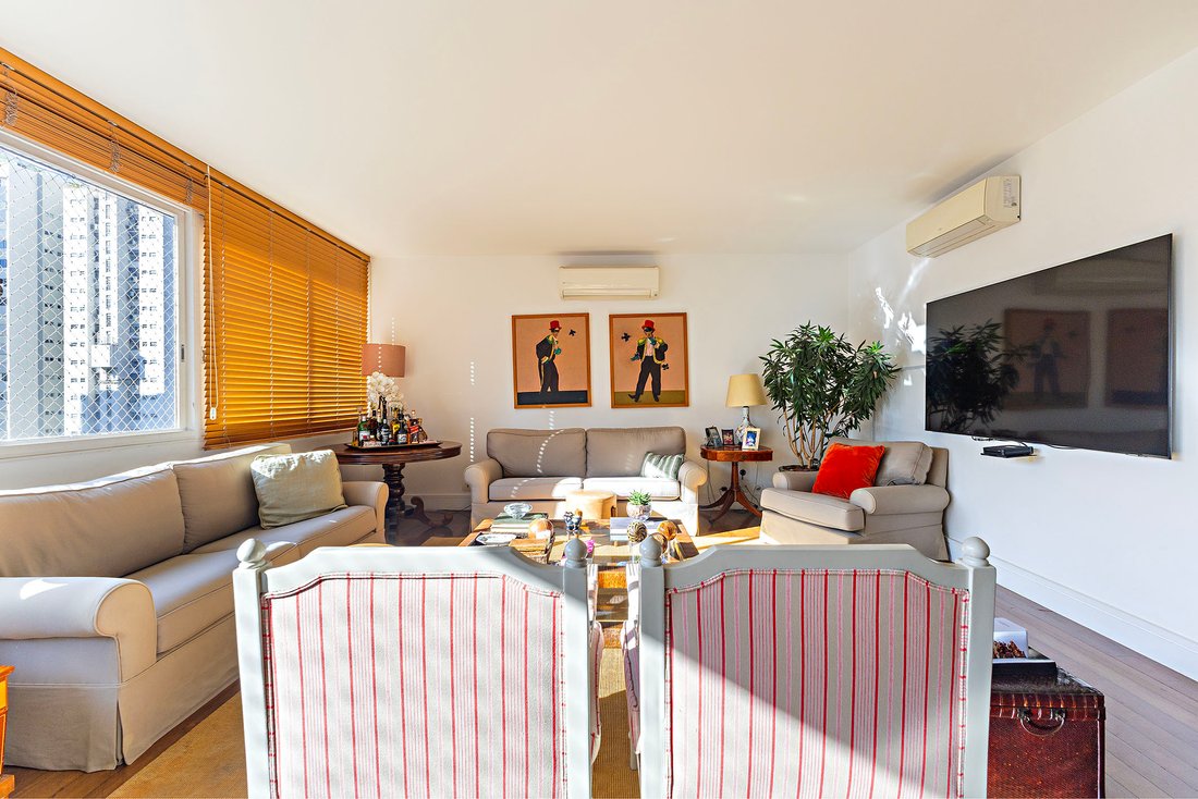 Apartment in São Paulo, State of São Paulo, Brazil 4 - 16026311
