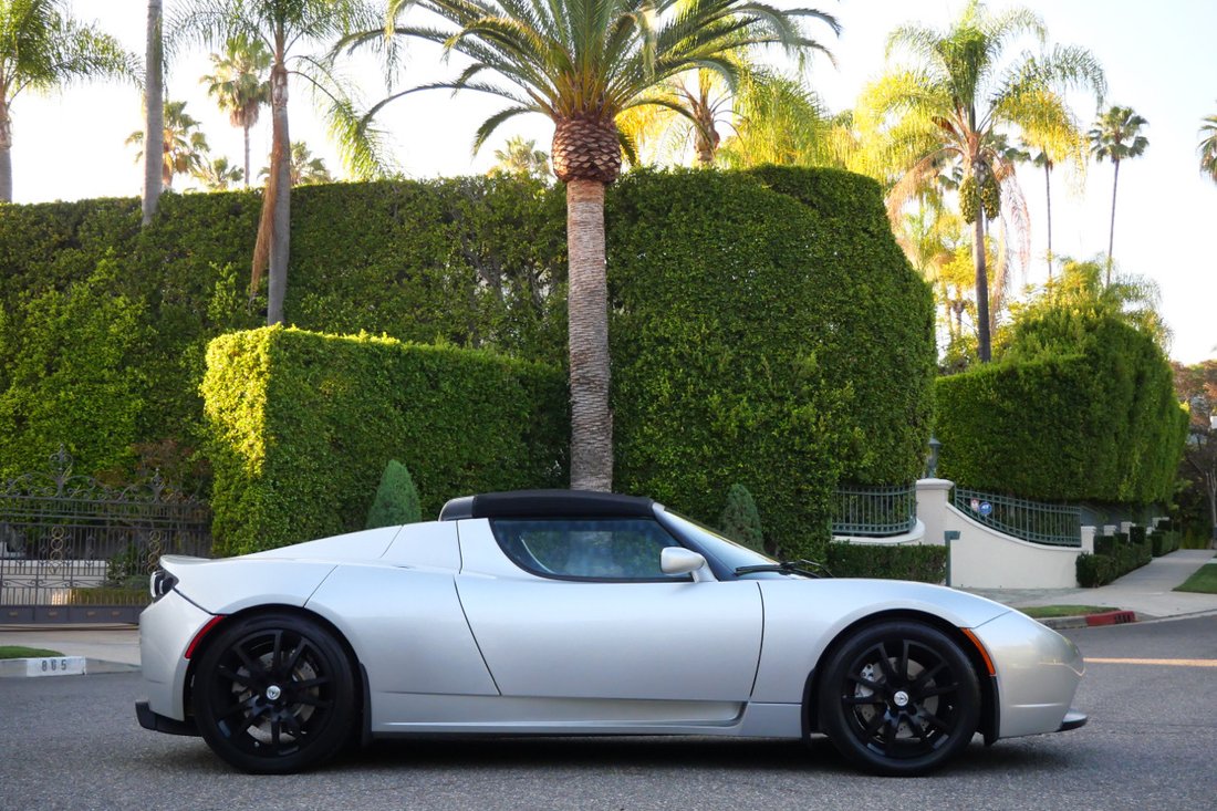 Cabriolet in Los Angeles, California, United States 4 - 16027472